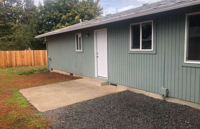 3 bedroom, 1 bath house in Springfield! Gallery 4