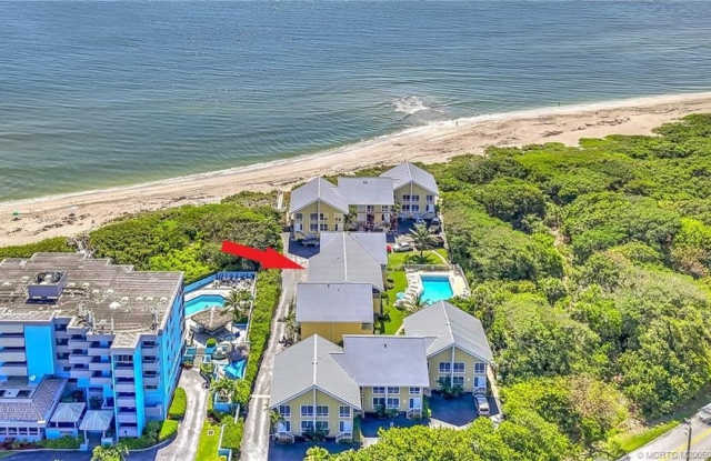 245 NE Macarthur Boulevard unit: 11 photos photos
