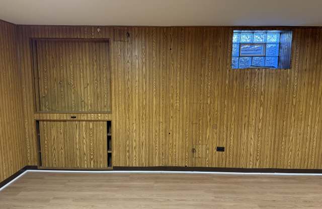 7535 N Rockwell St photos photos