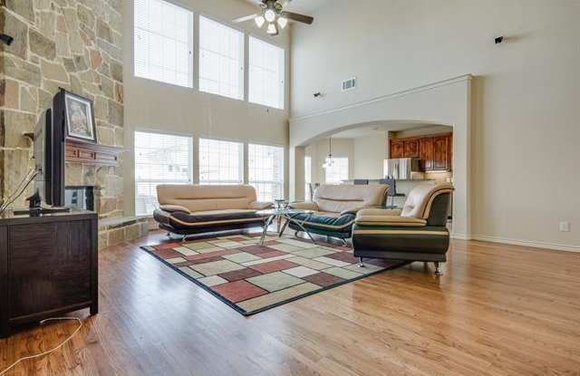 12362 Nandina Lane Gallery 4