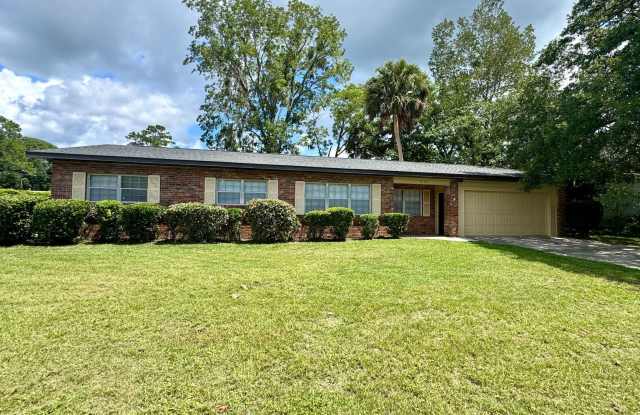 Spacious Home in Great NW Area! photos photos
