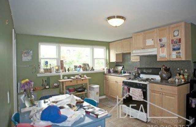 504 President Street - 504 President Street, Brooklyn, NY 11215