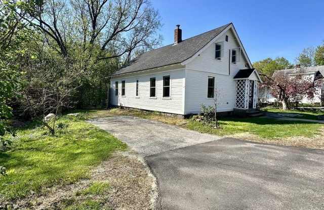 10 A Waukewan Street photos photos