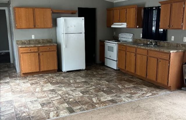 28381 LA HWY 16 28381 LA HWY 16 - 28381 Louisiana 16, Denham Springs, LA 70726
