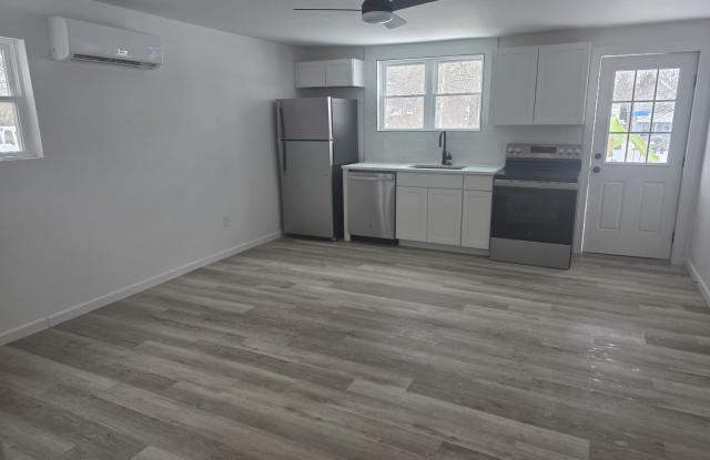 3507 Latonia Avenue - 2 photos photos