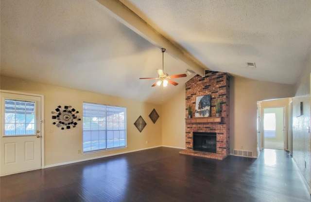 1204 Eastfield Drive Gallery 2