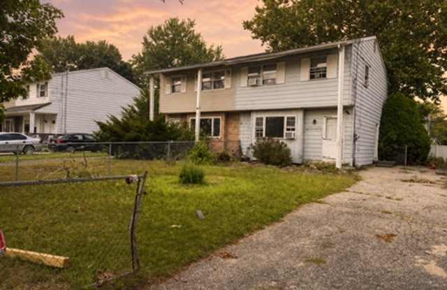 3-Bedroom Lakehurst Home with Fully Fenced Yard photos photos