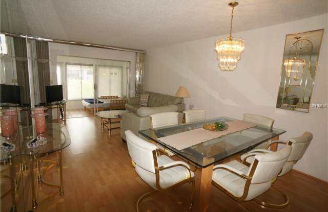 1418 ARROWHEAD CIRCLE W Gallery 3