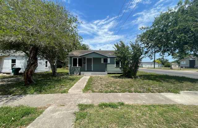 Accepting section 8 and other assistance programs-1/2 months free rent off-for ASAP Move-ins only photos photos