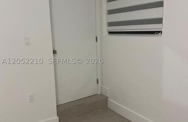 10822 SW 142nd Ct Gallery 4