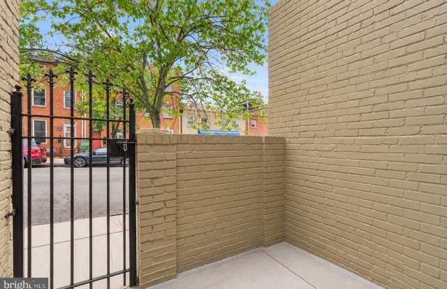516 S PATTERSON PARK Avenue Gallery 3