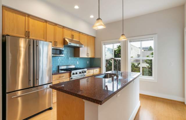 Urbane Gallery 2