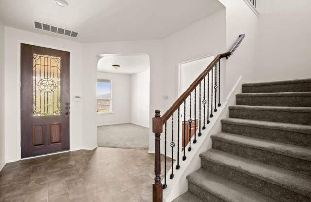 For Lease Gallery 3