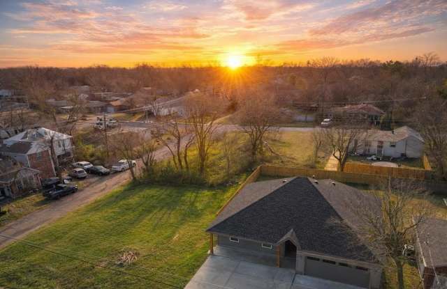 1205 Hemphill Street photos photos