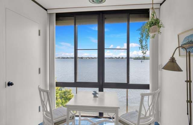 1840 Tarpon Lane Gallery 2