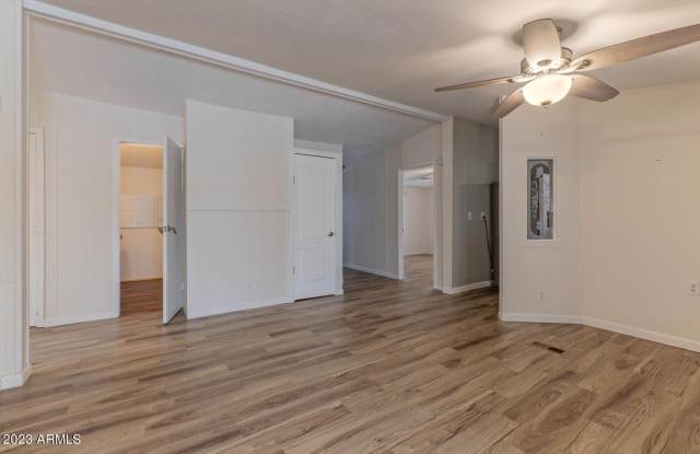 16005 N 32nd Street unit: 157 Gallery 4