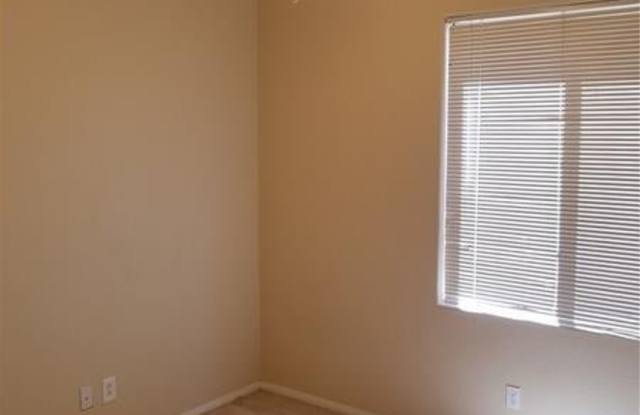**$350 OFF 1ST MONTH RENT** Centennial Hills 3 Bedroom Home! photos photos