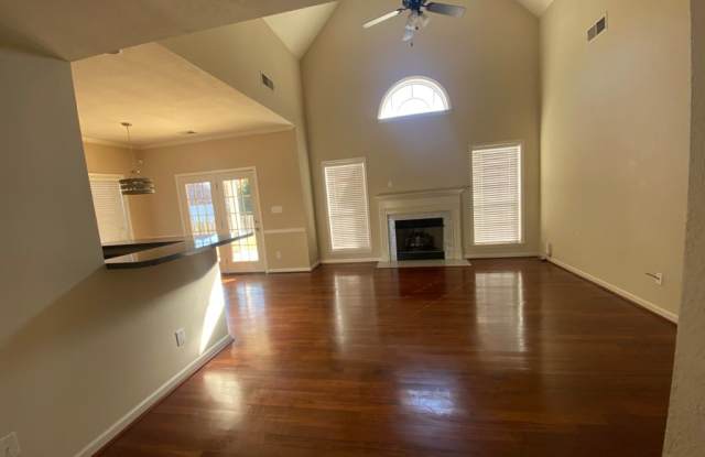111 Stonehaven Way Gallery 4