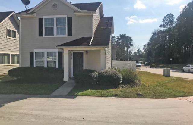 26840 Wellington Ct Gallery 2