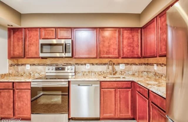 8698 Devon Hills Dr - 8698 Devon Hills Drive, Oxon Hill, MD 20744
