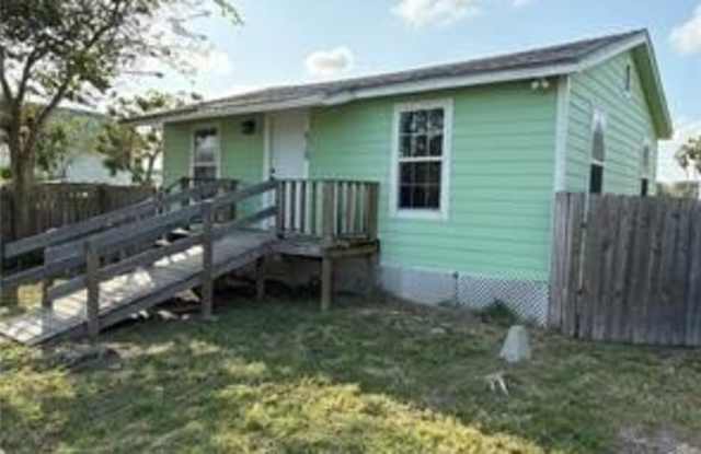 818 S Arch Street photos photos