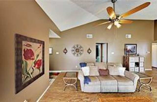 5925 Timbercrest Drive Gallery 3