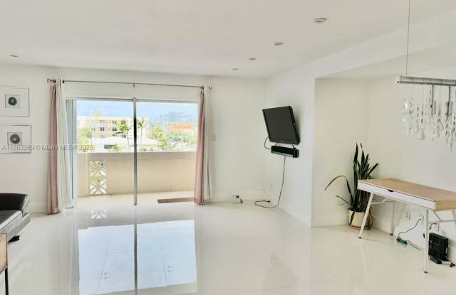 8400 Byron Ave photos photos