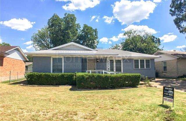 1610 Ridgeview Street Gallery 2