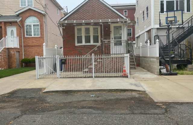 1141 Mason Avenue - 1141 Mason Avenue, Staten Island, NY 10306