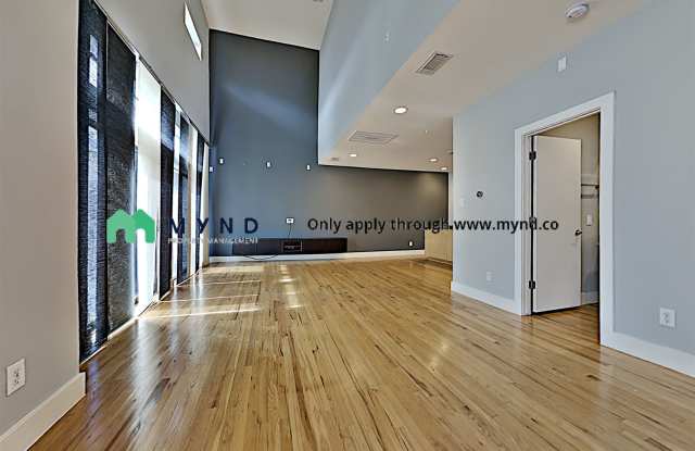 4114 Spencer St Gallery 4