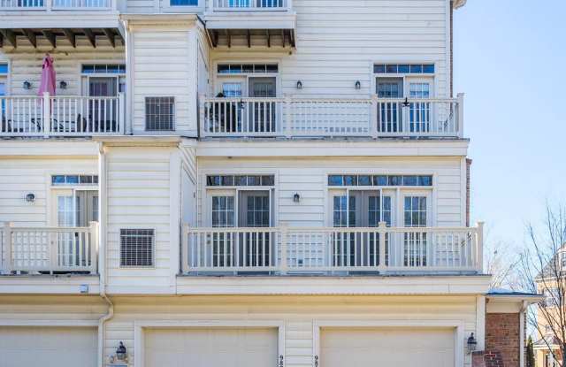 9828 PICKENS PLACE Gallery 2