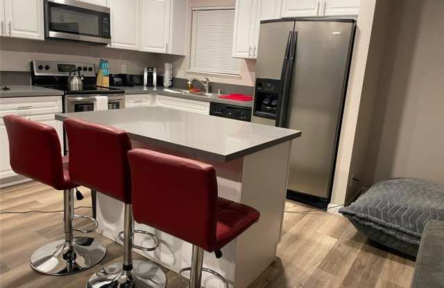 6401 Evergreen Avenue photos photos