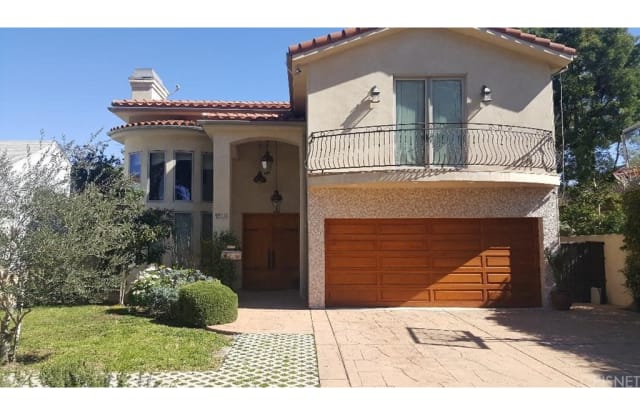 4510 Tyrone Avenue - 4510 N Tyrone Ave, Los Angeles, CA 91423