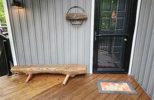 2594 West Arbor Road Gallery 2