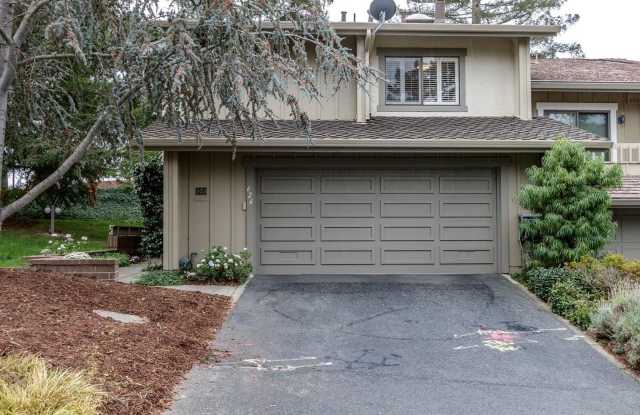 626 Sand Hill Circle Gallery 2
