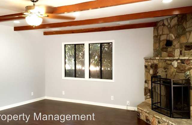 5928 Pearce Ave. Gallery 3