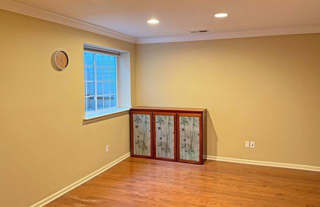 54 Fairways Drive Gallery 3