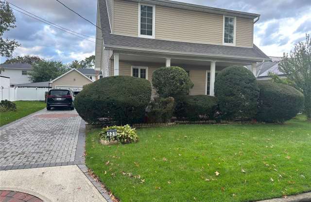 521 Maple Street - 521 Maple Street, West Hempstead, NY 11552