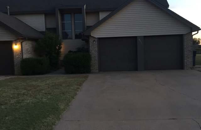 2 Bedroom 1.5 Bath Duplex photos photos