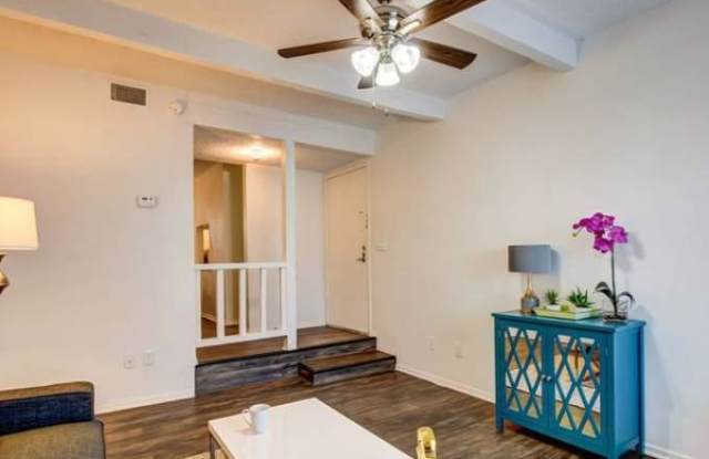 3556 Greystone Dr Gallery 3