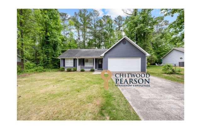3BR Ranch in Starr’s Mill District with great backyard! photos photos