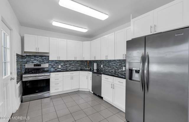 17 Lakeview Road photos photos