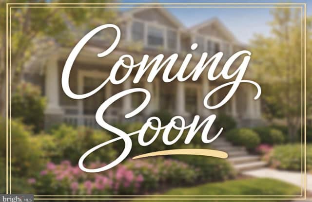 44834 TIVERTON SQ Gallery 1