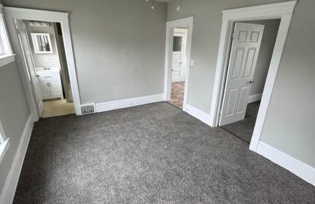 7923 Connecticut Avenue - Upper photos photos