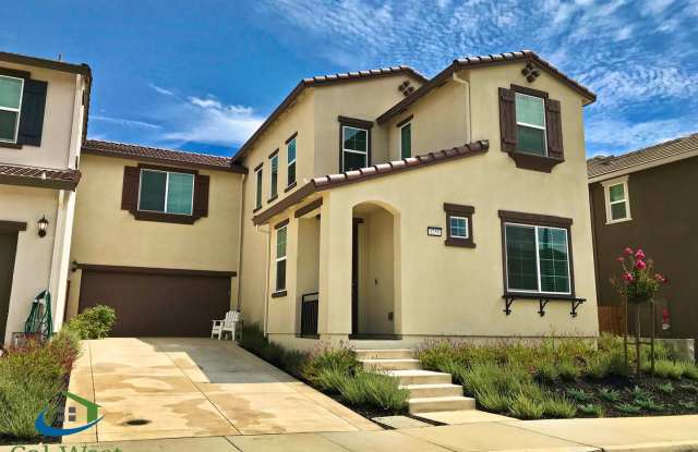 1255 Qualteri Way - 1255 Qualteri Way, Gilroy, CA 95020