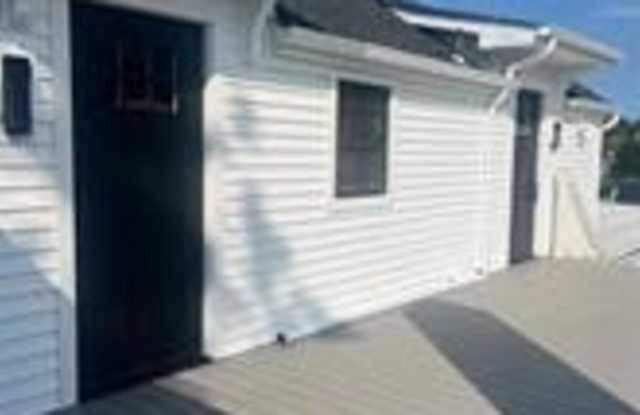 152 S Country unit: B photos photos