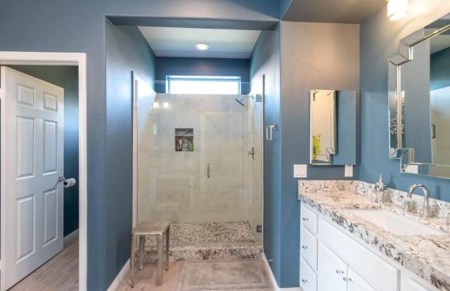 60290 Sweetshade Lane Gallery 3