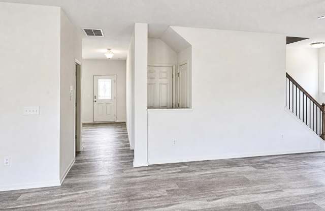 257 E Painted Way Gallery 2