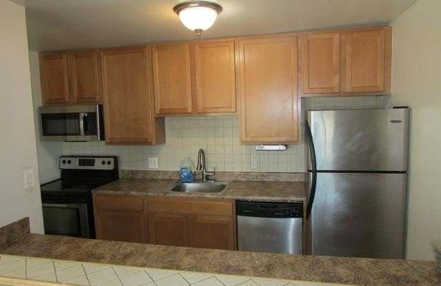 6310 HIL MAR Drive unit: 9-11 photos photos