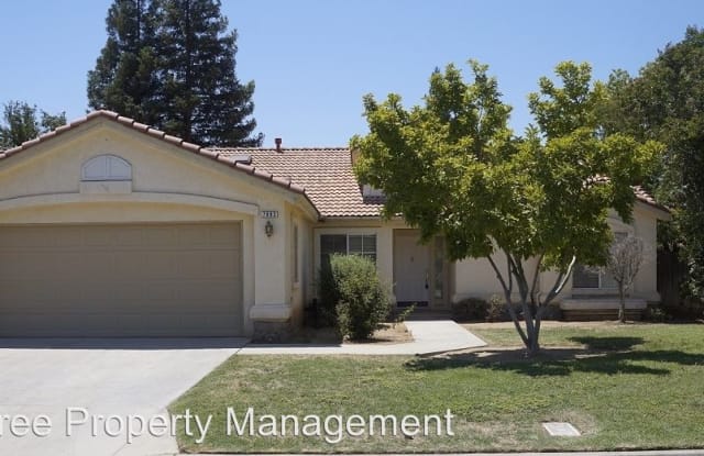 7093 N. Vista Ave. - 7093 North Vista Avenue, Fresno, CA 93722